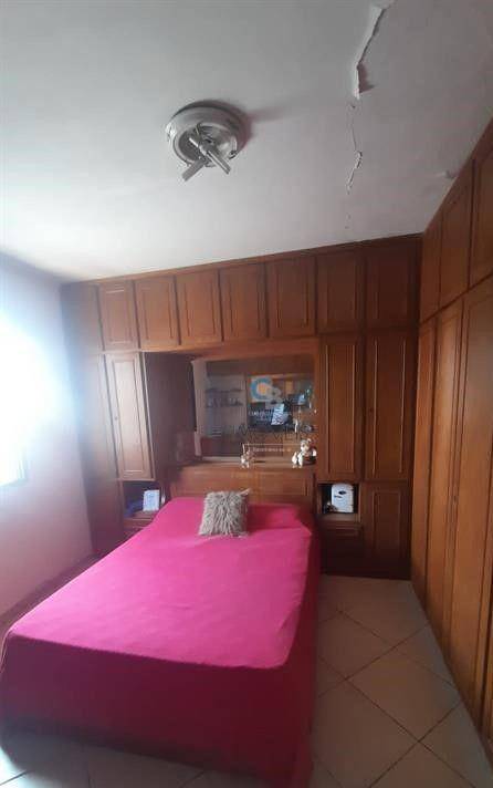 Sobrado à venda com 4 quartos, 210m² - Foto 14