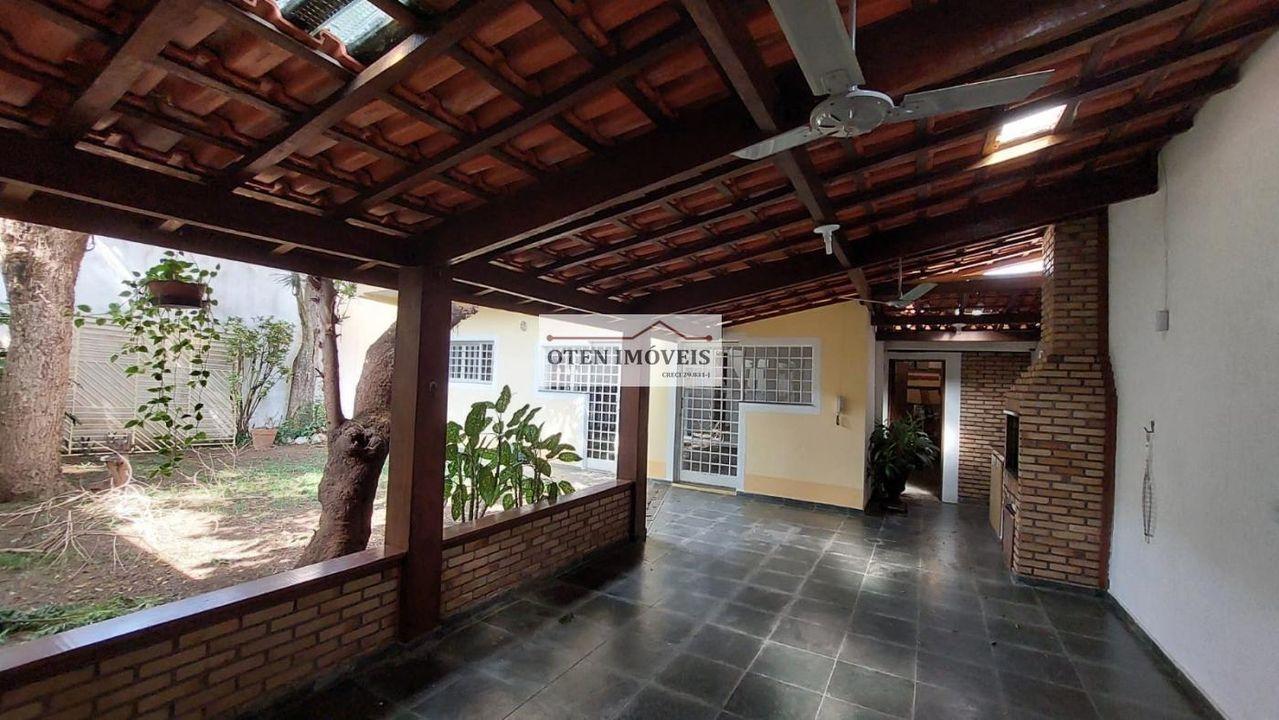 Casa à venda com 3 quartos, 220m² - Foto 28