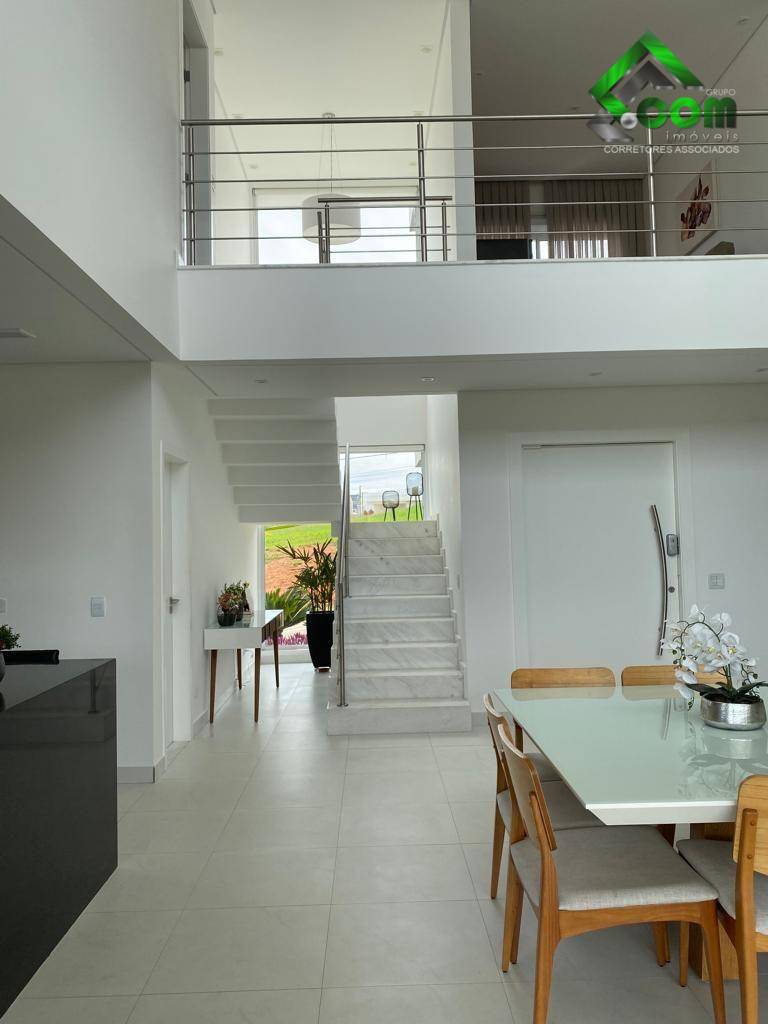 Casa à venda com 3 quartos, 395m² - Foto 9