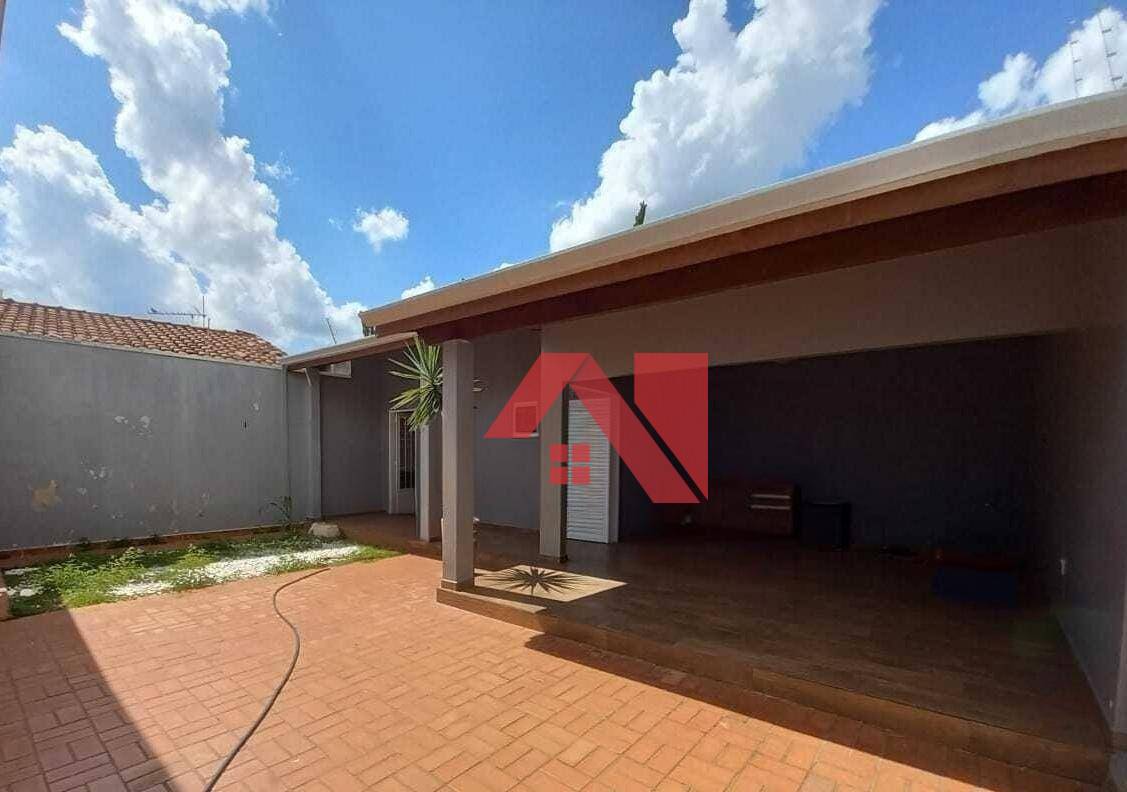 Casa para alugar com 2 quartos, 175m² - Foto 30