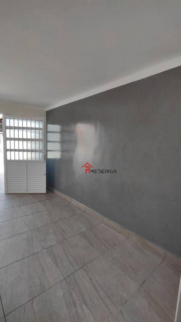 Casa à venda com 3 quartos, 82m² - Foto 19