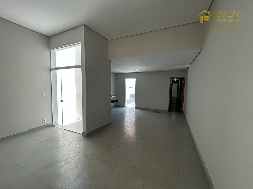 Casa à venda com 3 quartos, 107m² - Foto 2