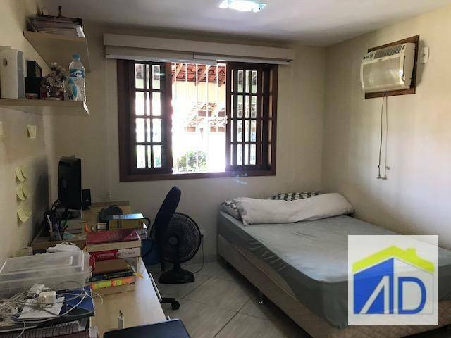 Casa de Condomínio à venda com 3 quartos, 320m² - Foto 38