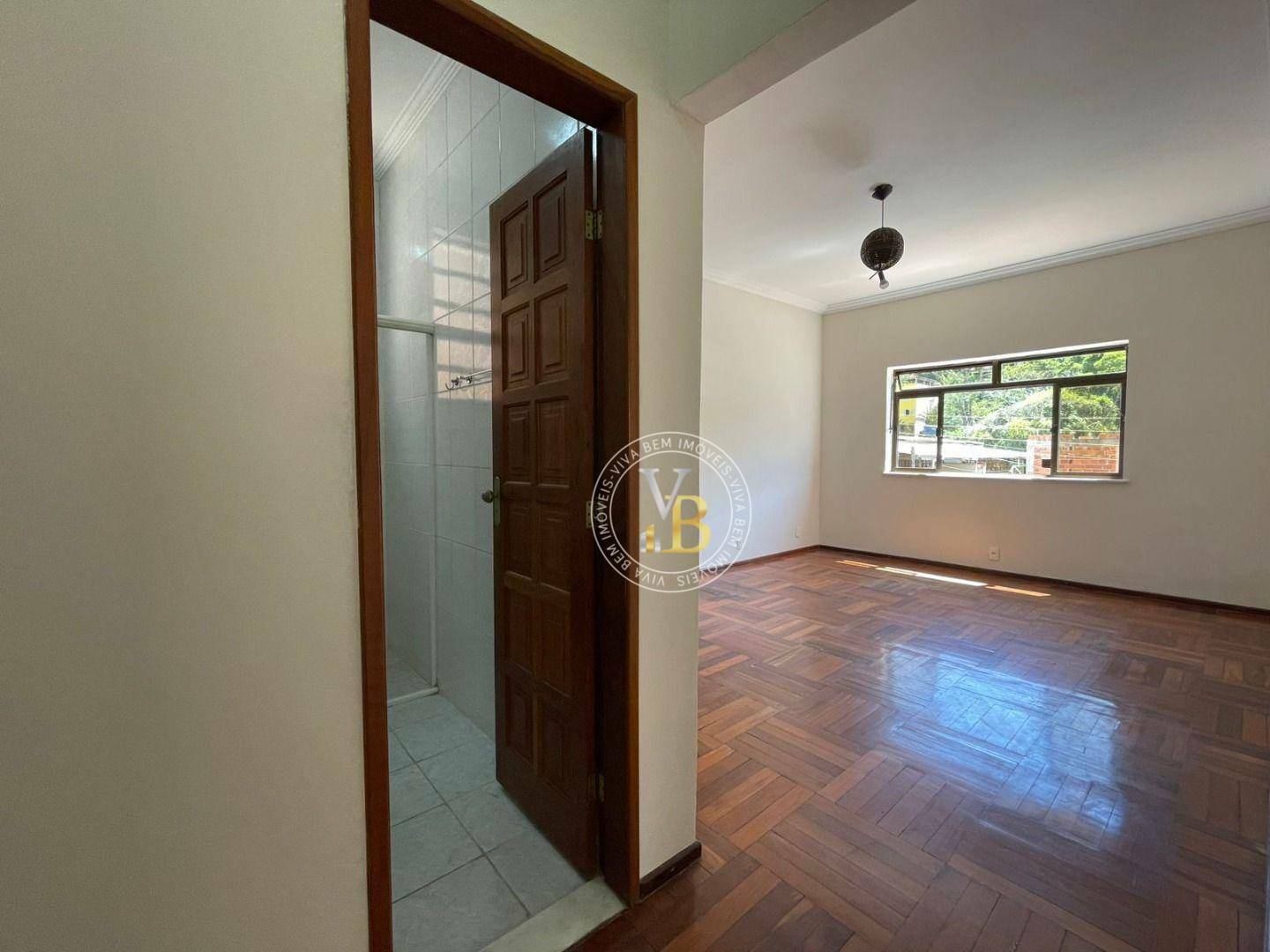 Casa à venda com 3 quartos, 360m² - Foto 13