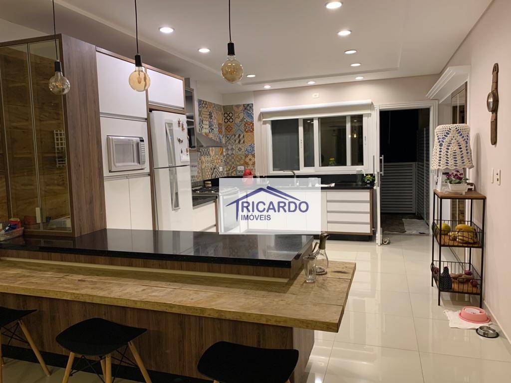 Sobrado à venda com 4 quartos, 380m² - Foto 18