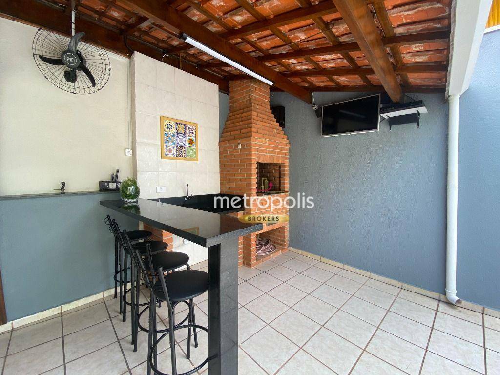 Casa à venda com 2 quartos, 140m² - Foto 1