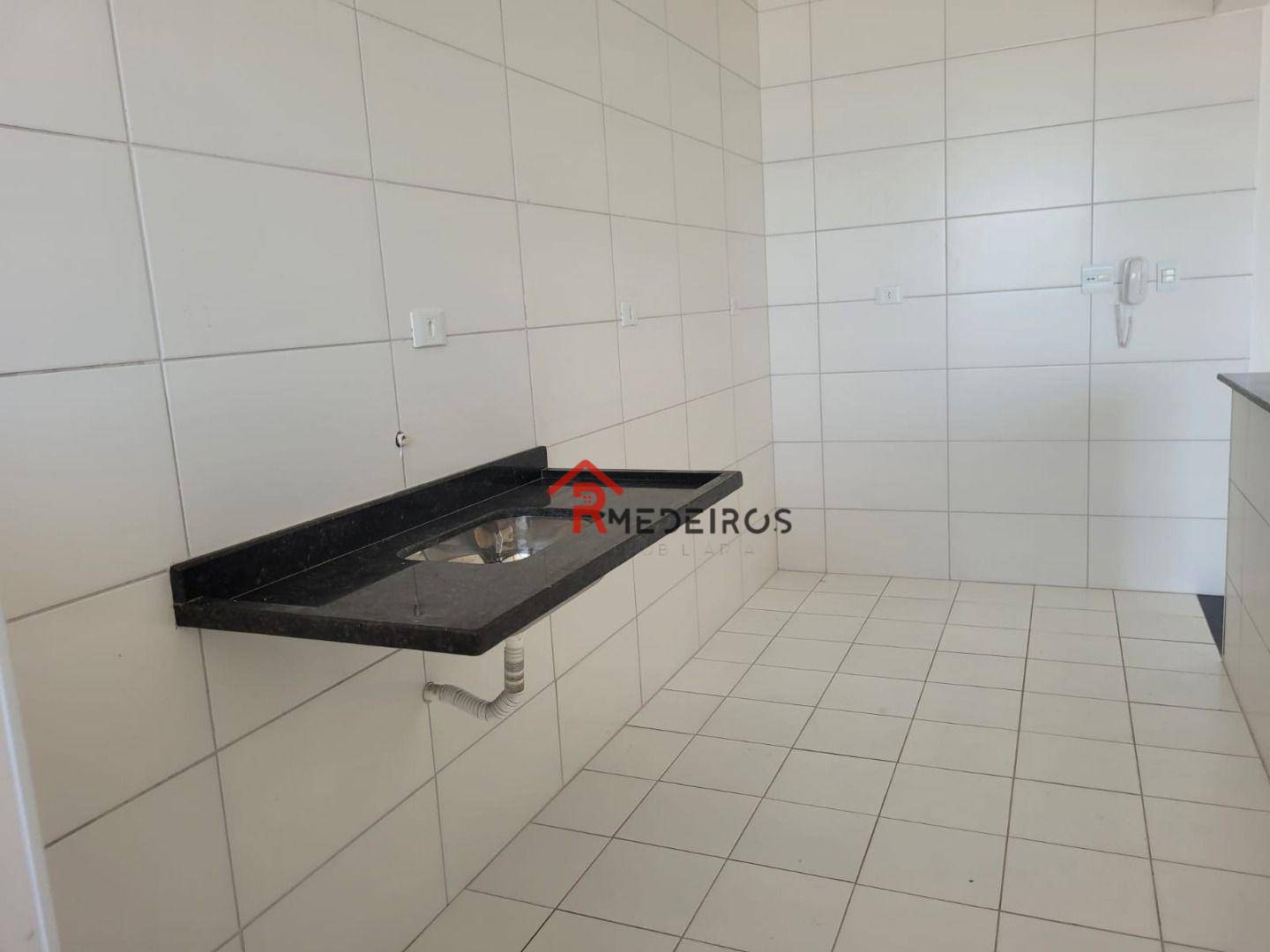 Apartamento à venda com 2 quartos, 76m² - Foto 9