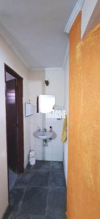 Sobrado à venda com 3 quartos, 310m² - Foto 42