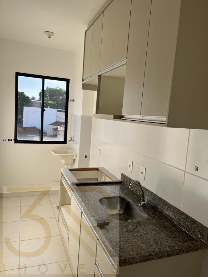 Apartamento à venda com 2 quartos, 42m² - Foto 1