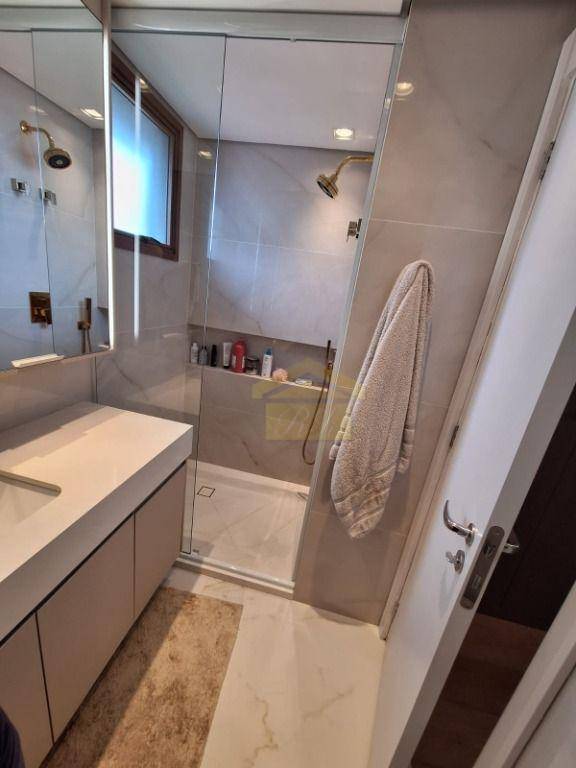 Apartamento à venda com 3 quartos, 145m² - Foto 9