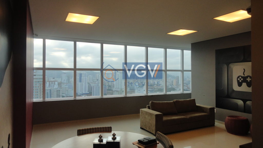 Apartamento à venda com 3 quartos, 191m² - Foto 2