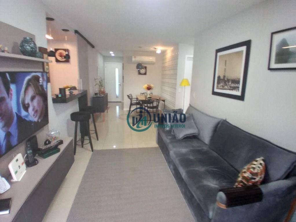 Apartamento à venda com 2 quartos, 80m² - Foto 4