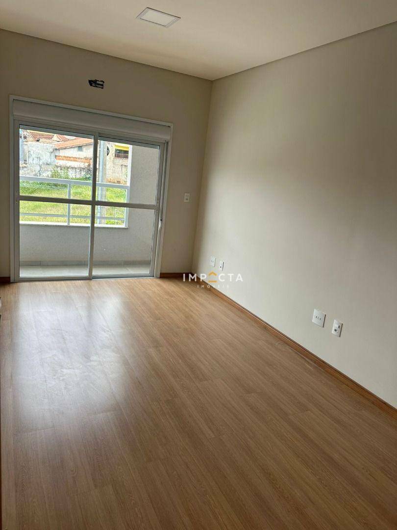 Apartamento à venda com 2 quartos, 80m² - Foto 7