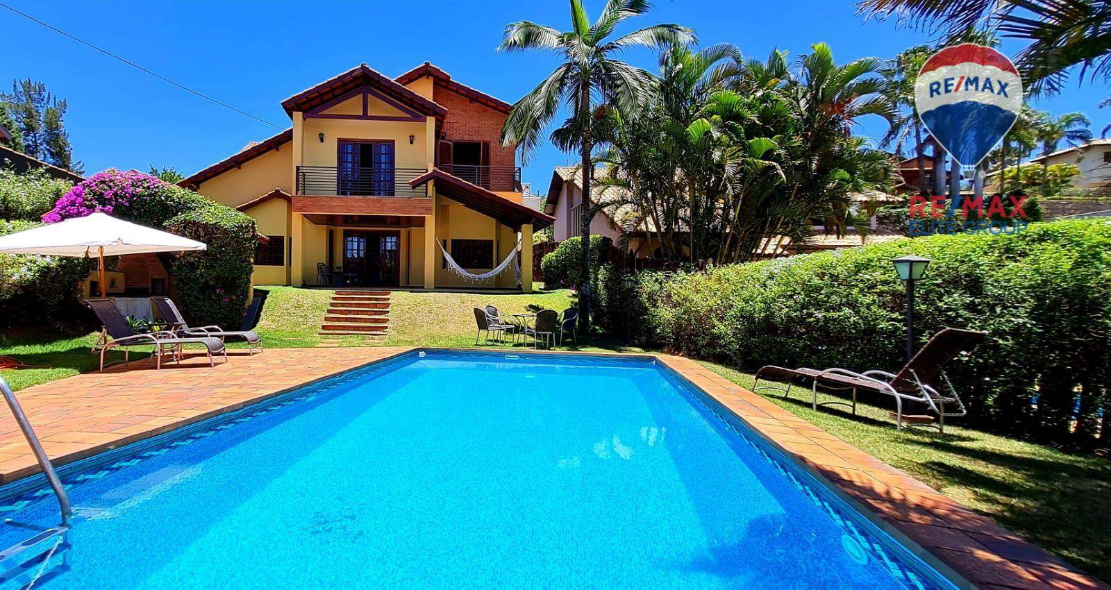 Casa de Condomínio à venda com 4 quartos, 309m² - Foto 1