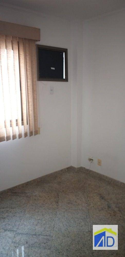 Apartamento à venda com 3 quartos, 110m² - Foto 13