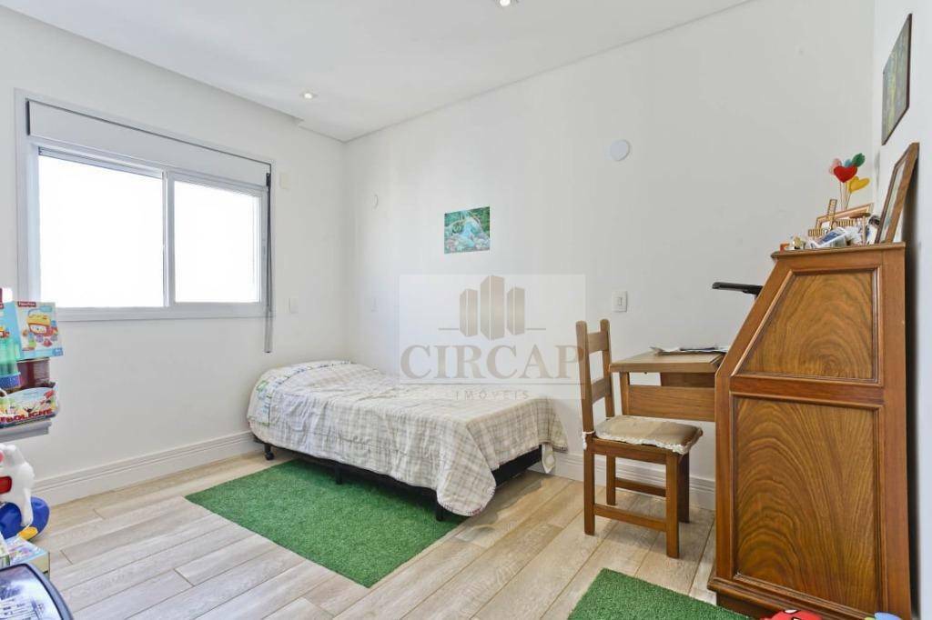 Apartamento à venda com 3 quartos, 201m² - Foto 15