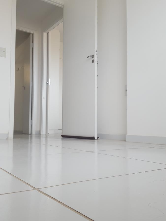 Apartamento para alugar com 2 quartos, 75m² - Foto 29