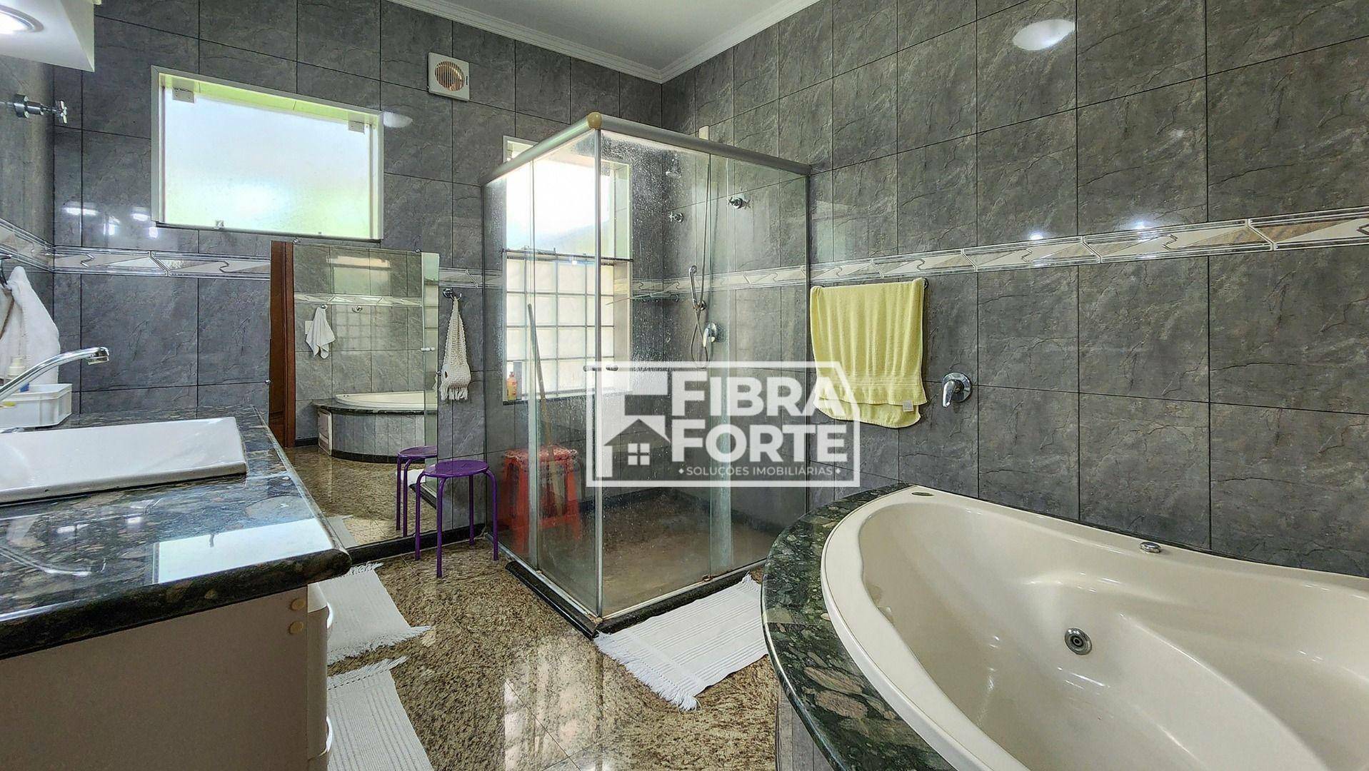 Casa de Condomínio à venda com 4 quartos, 553m² - Foto 13