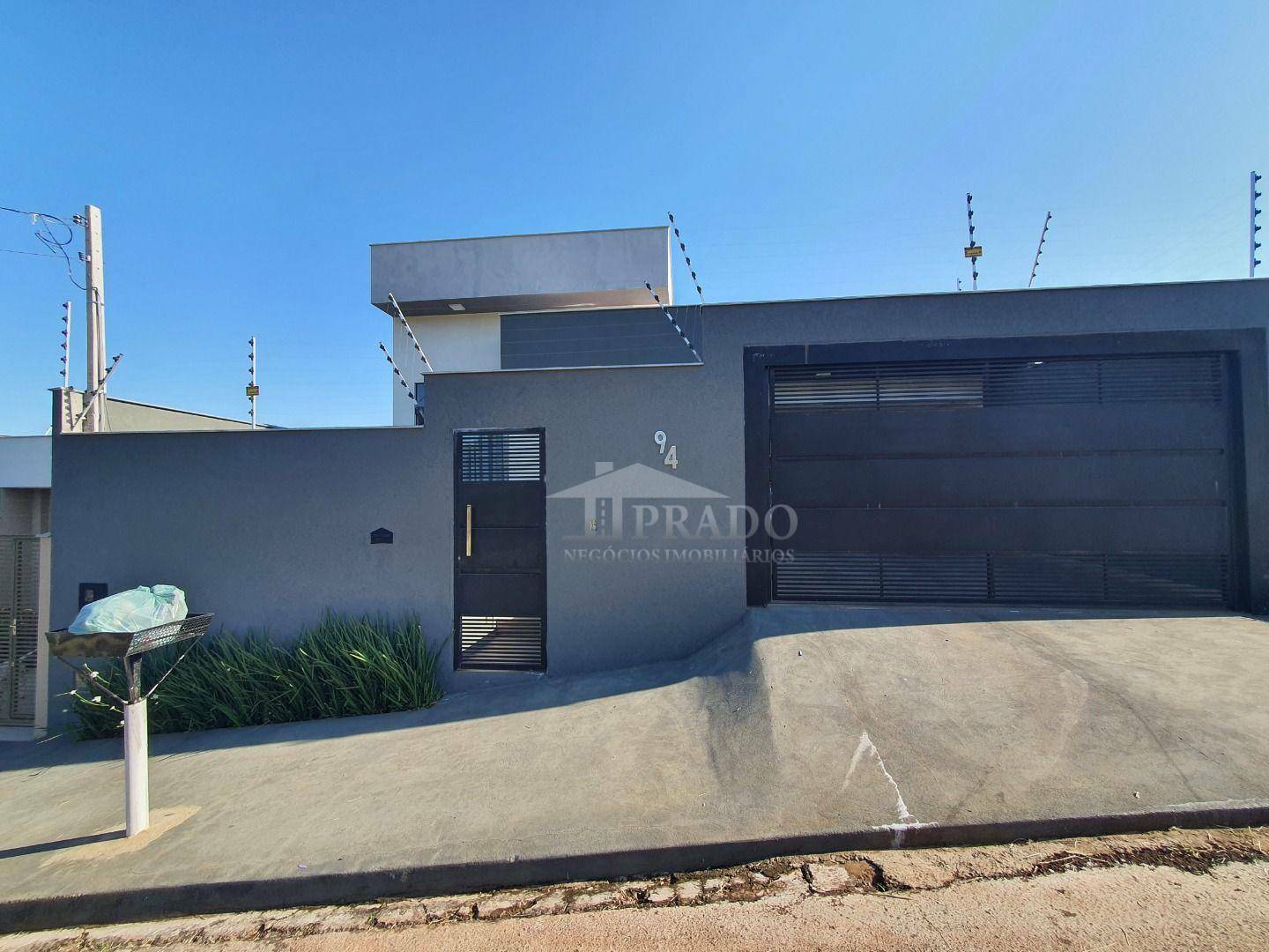 Casa à venda com 3 quartos, 152m² - Foto 2