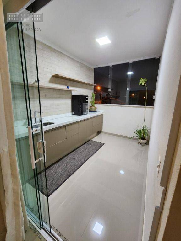 Apartamento à venda com 2 quartos, 90m² - Foto 8