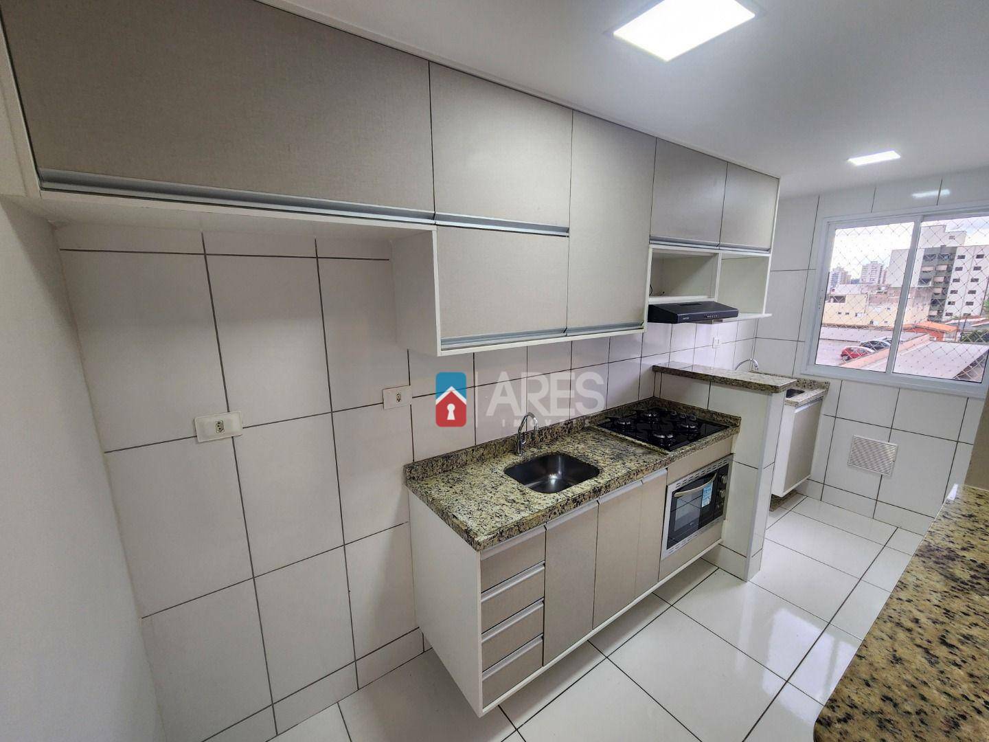 Apartamento à venda com 2 quartos, 60m² - Foto 4