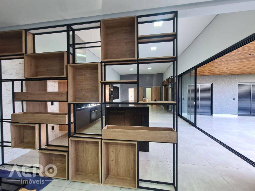 Casa de Condomínio à venda com 3 quartos, 198m² - Foto 34