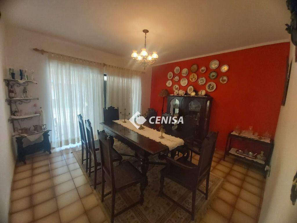 Casa à venda com 4 quartos, 290m² - Foto 9