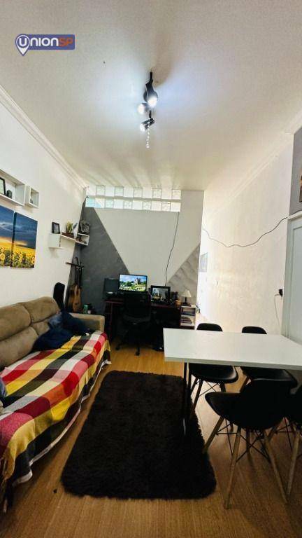 Apartamento à venda com 1 quarto, 72m² - Foto 2