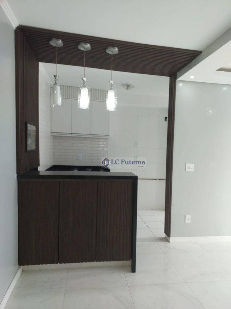 Apartamento à venda com 3 quartos, 62m² - Foto 2