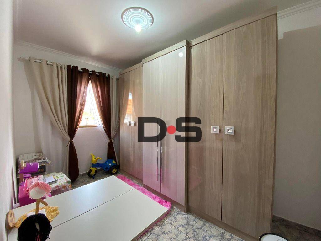 Casa à venda com 3 quartos, 120m² - Foto 6