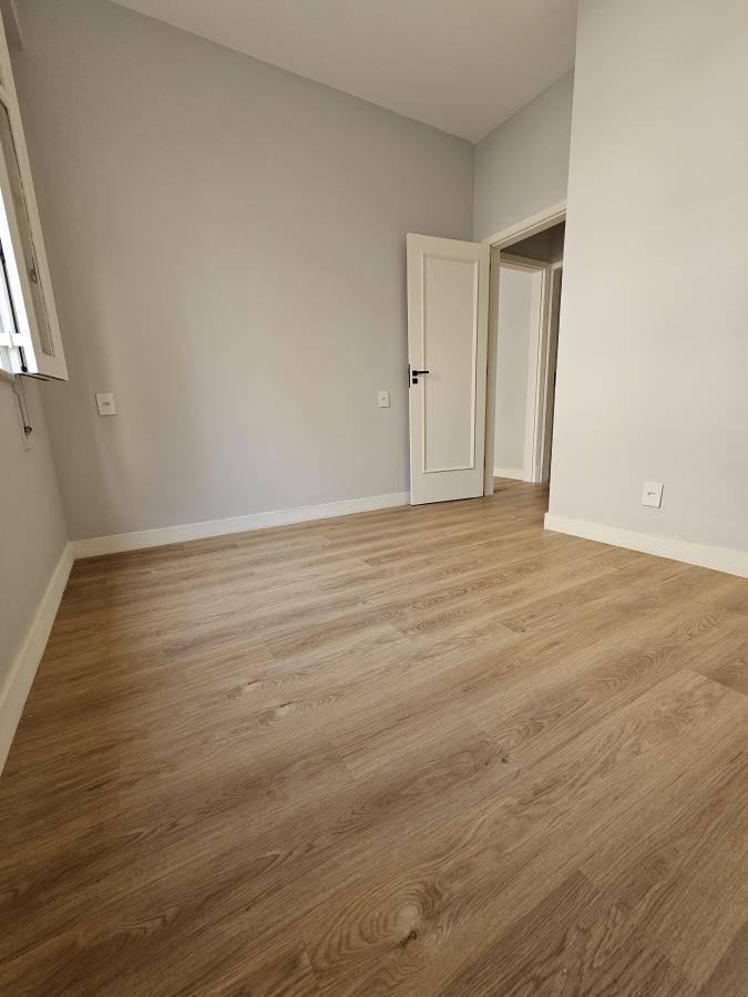 Apartamento à venda com 3 quartos, 75m² - Foto 17