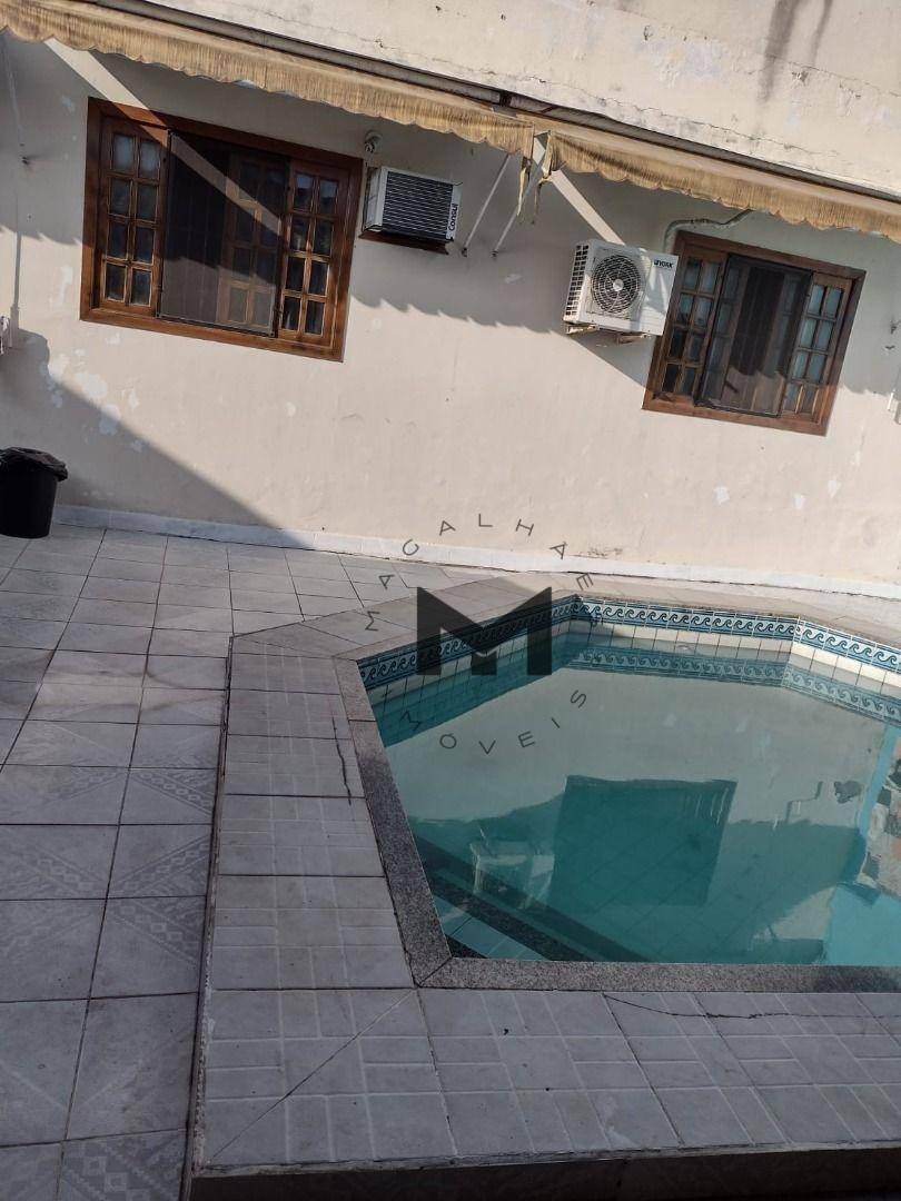 Casa, 7 quartos, 120 m² - Foto 2