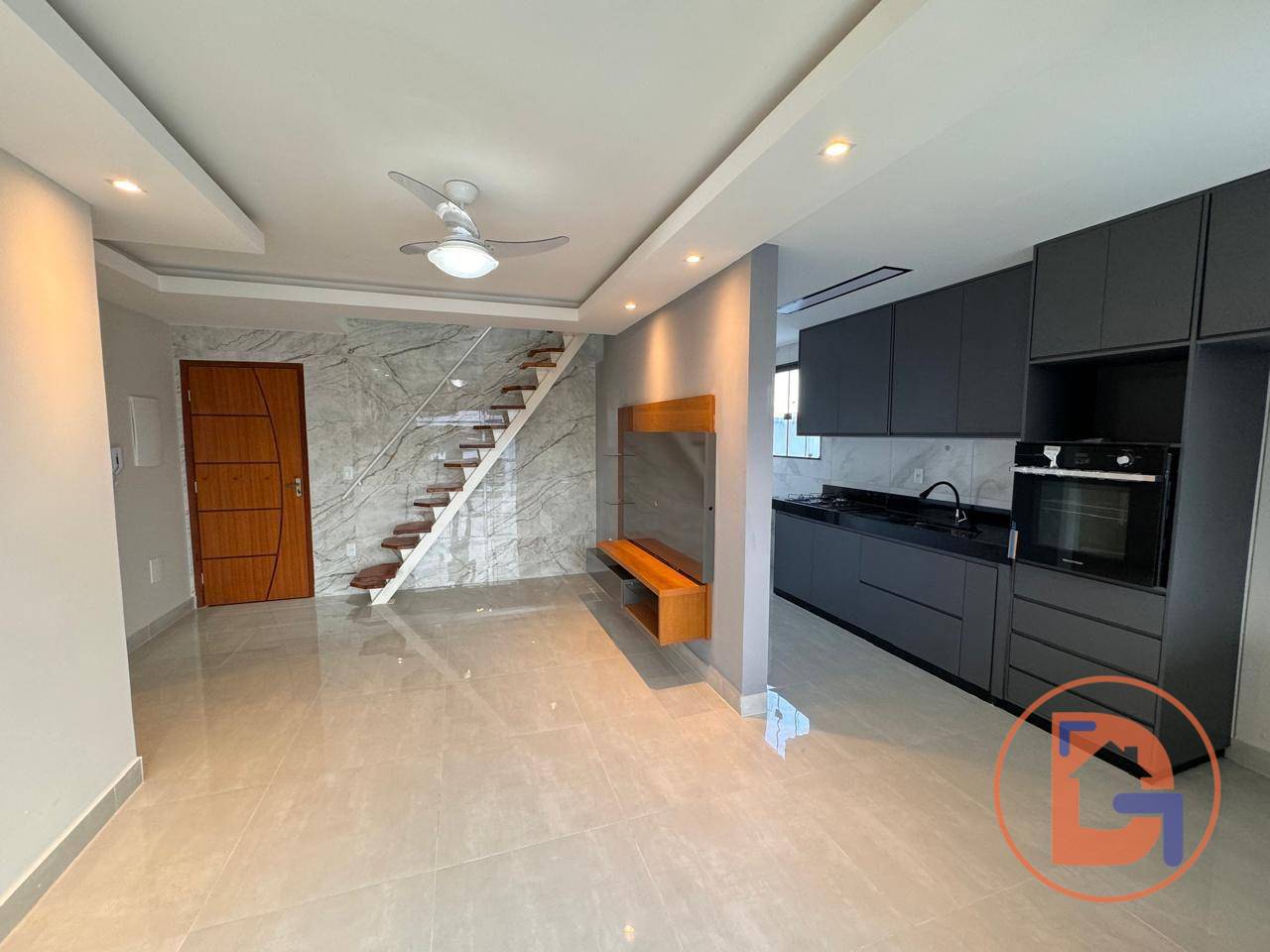 Cobertura à venda e aluguel com 3 quartos, 81m² - Foto 1