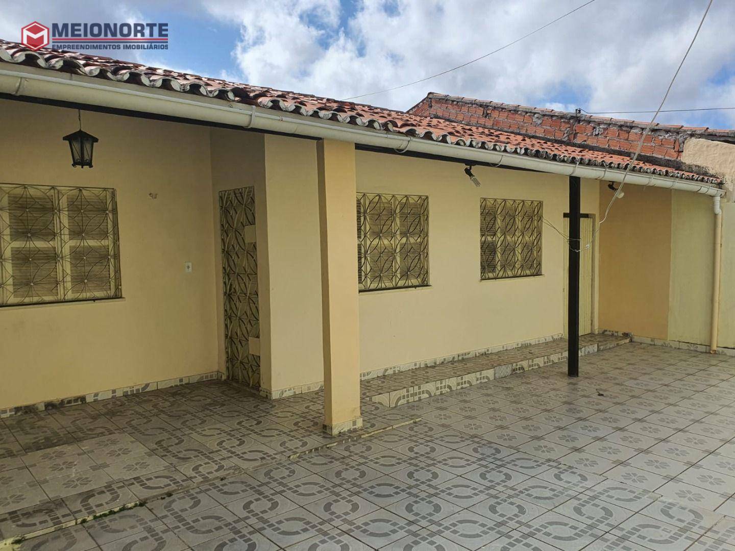 Casa para alugar com 3 quartos, 150m² - Foto 2