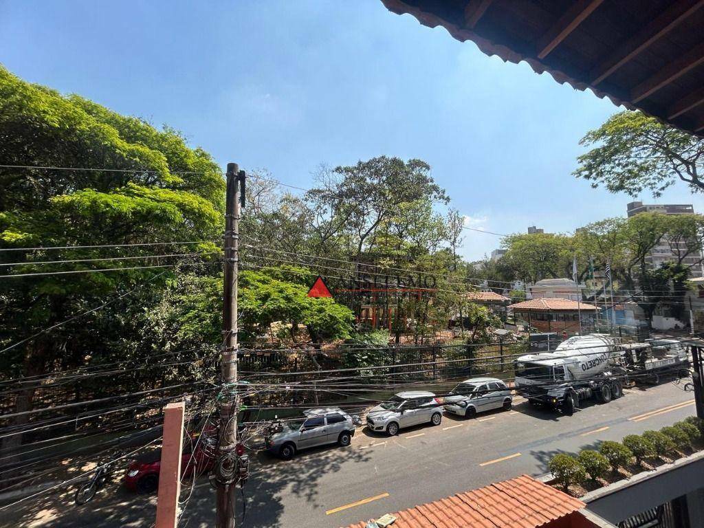 Sobrado à venda e aluguel com 4 quartos, 280m² - Foto 12