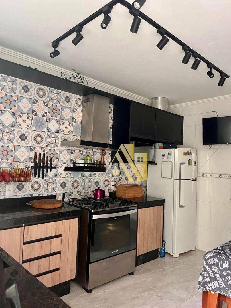 Sobrado à venda com 2 quartos, 140m² - Foto 16