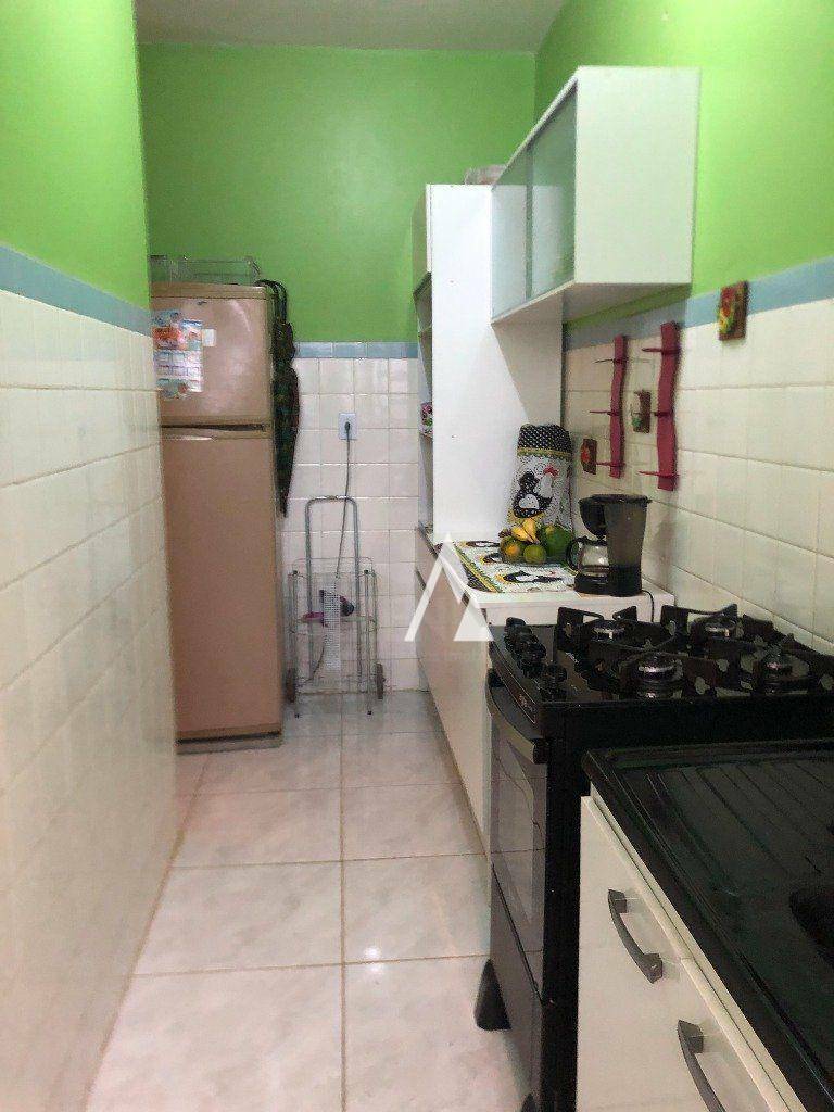 Apartamento à venda com 2 quartos, 59m² - Foto 13