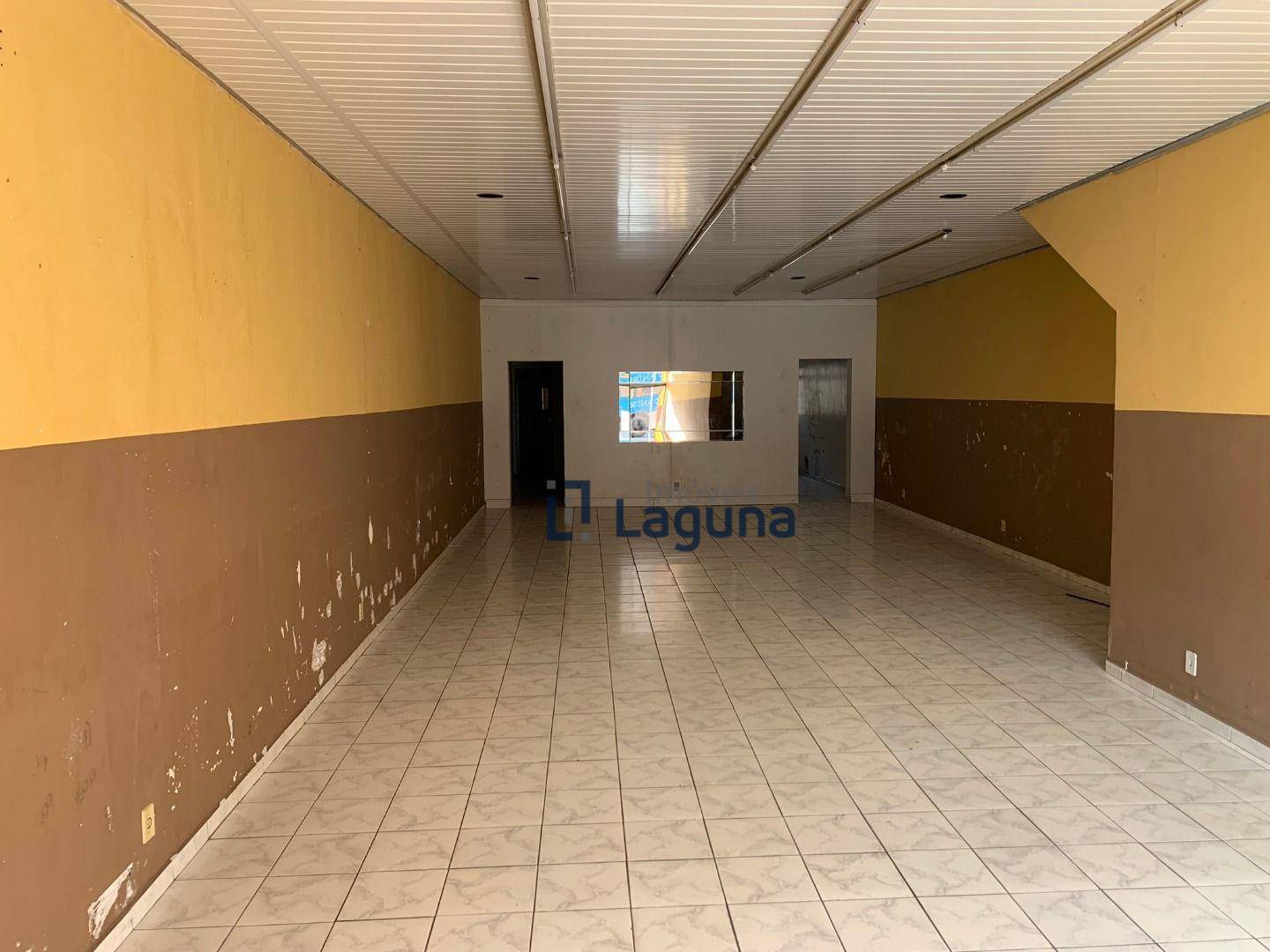 Prédio Inteiro à venda, 268m² - Foto 1