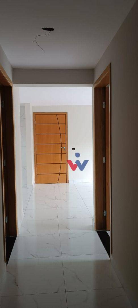 Casa à venda com 3 quartos, 94m² - Foto 4