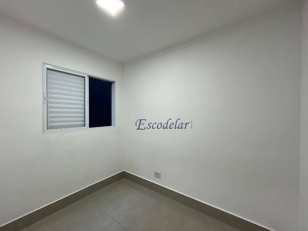 Apartamento à venda com 2 quartos, 37m² - Foto 14