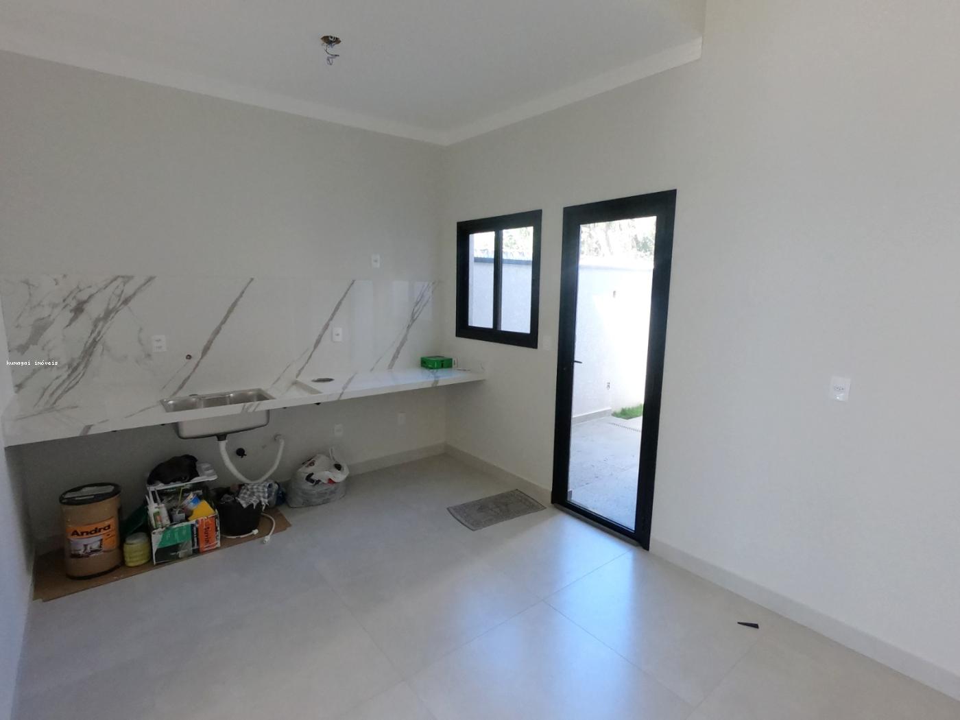 Casa à venda com 3 quartos, 160m² - Foto 7