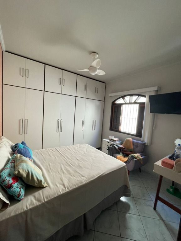 Sobrado à venda com 4 quartos, 337m² - Foto 19