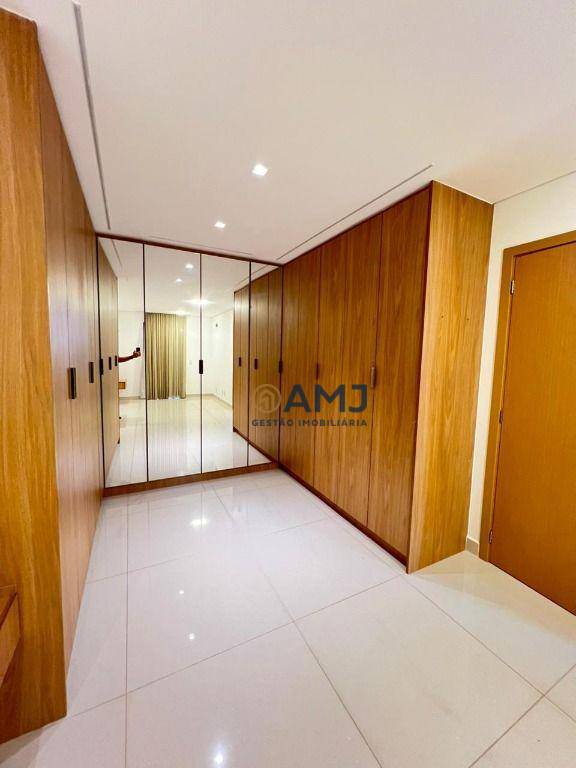 Apartamento à venda com 4 quartos, 221m² - Foto 22