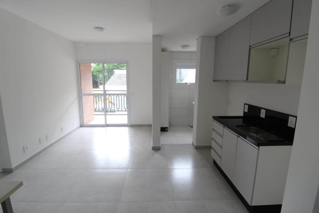 Apartamento à venda com 2 quartos, 58m² - Foto 2