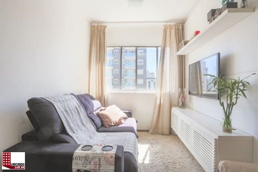 Apartamento à venda com 2 quartos, 70m² - Foto 1