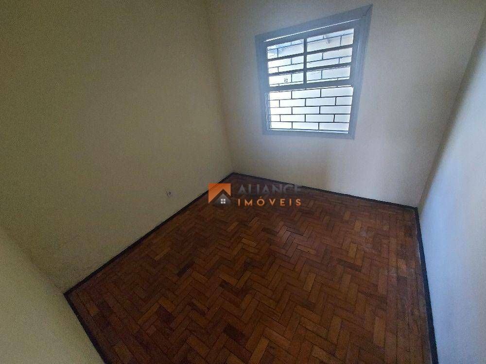 Casa para alugar com 2 quartos, 60m² - Foto 11