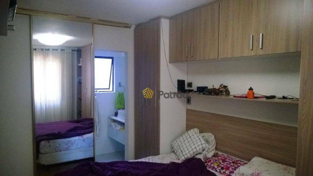 Apartamento à venda com 3 quartos, 90m² - Foto 18