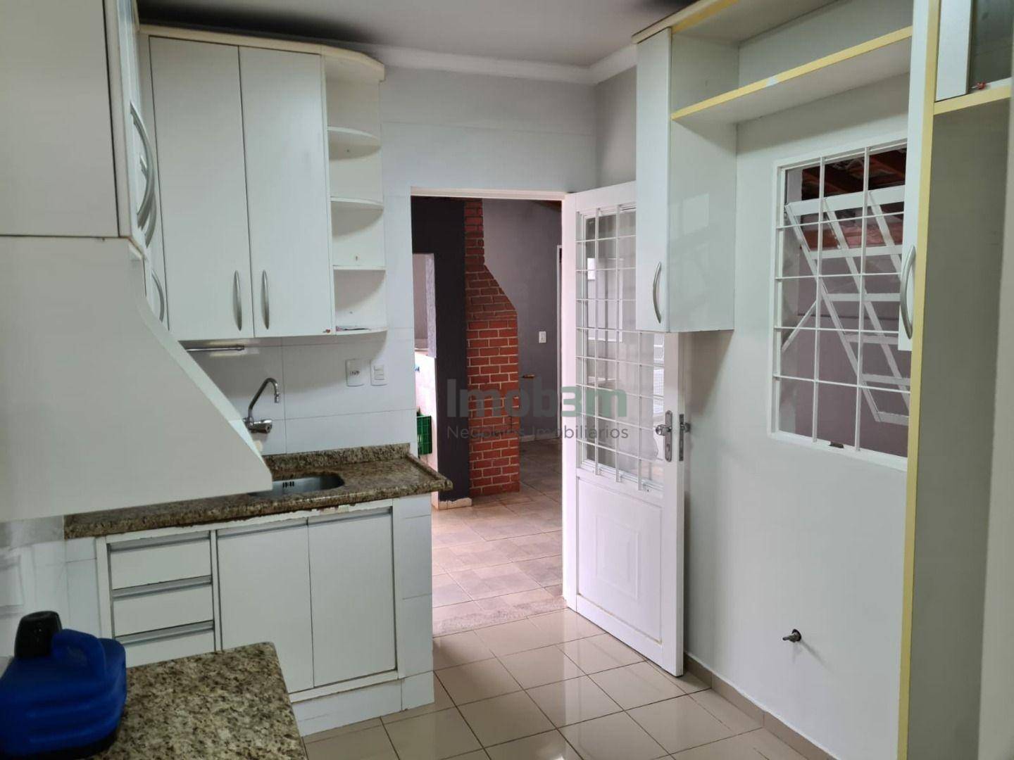 Casa à venda com 3 quartos, 160m² - Foto 16