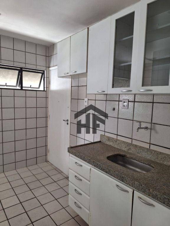 Apartamento à venda com 2 quartos, 74m² - Foto 7