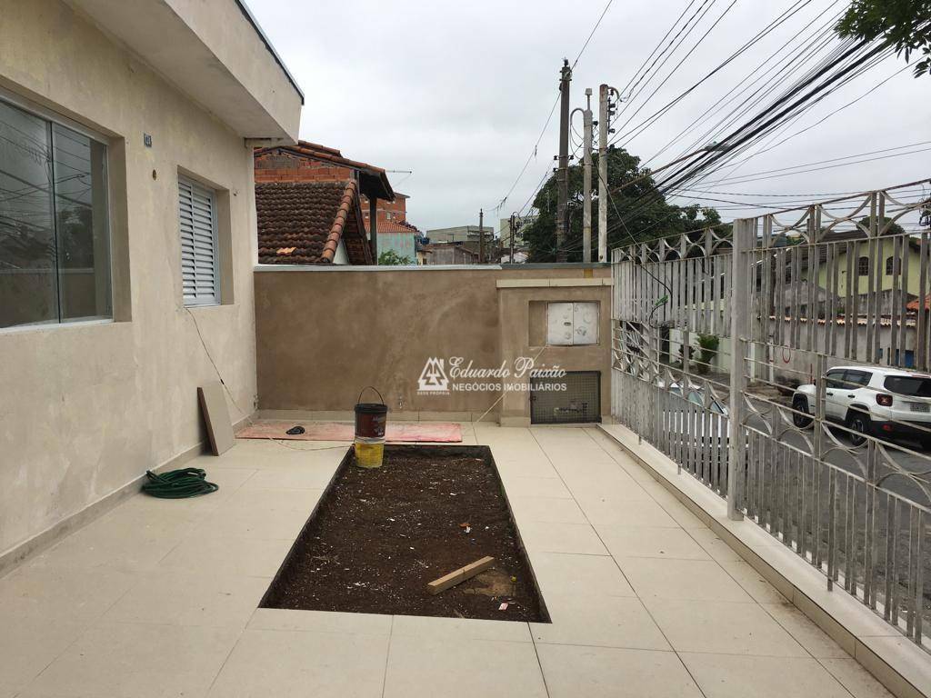 Casa à venda com 3 quartos, 155m² - Foto 1